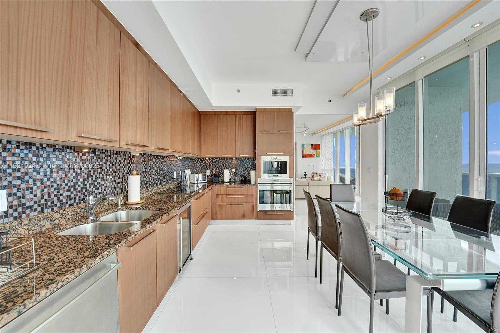 Small Image of 15811 COLLINS AVE #1601, Sunny Isles Beach Number 13