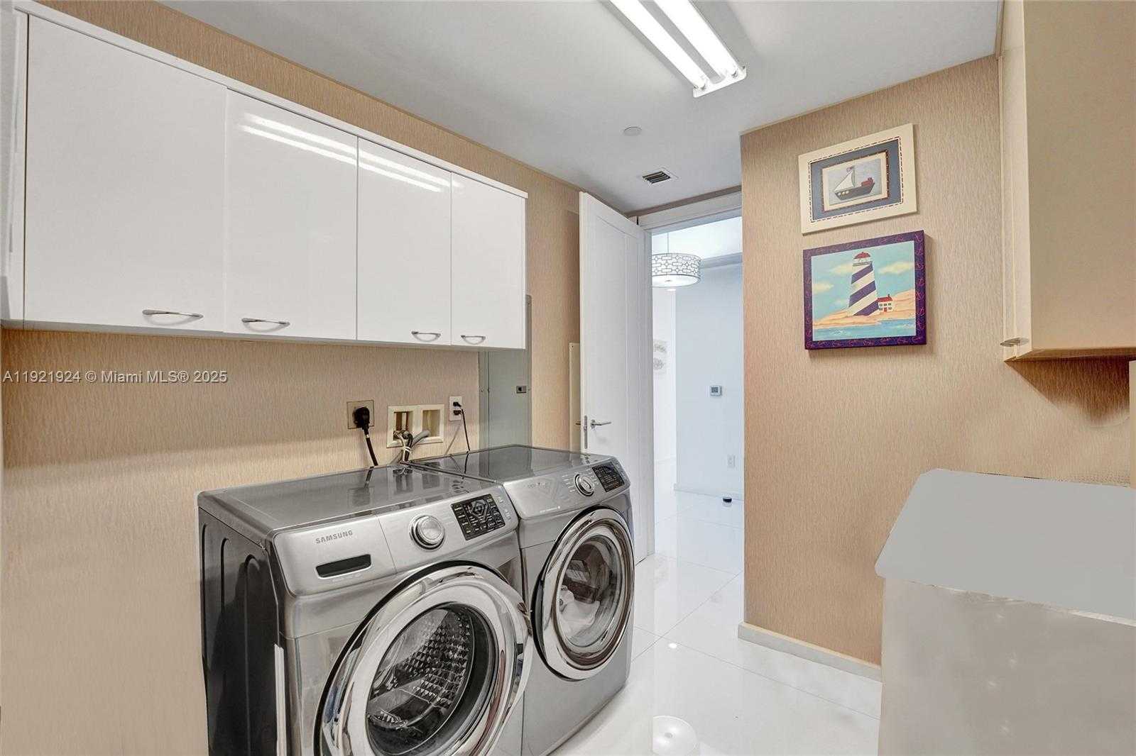 Small Image of 15811 COLLINS AVE #1601, Sunny Isles Beach Number 30