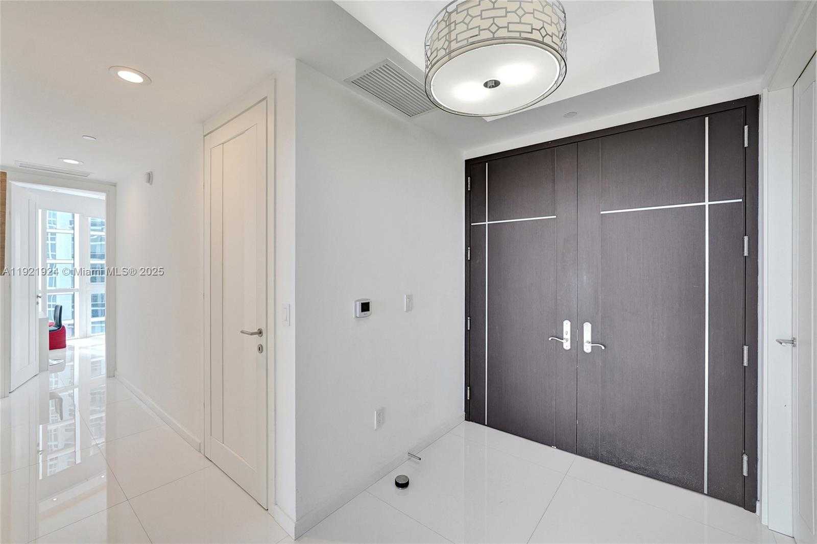 Small Image of 15811 COLLINS AVE #1601, Sunny Isles Beach Number 5
