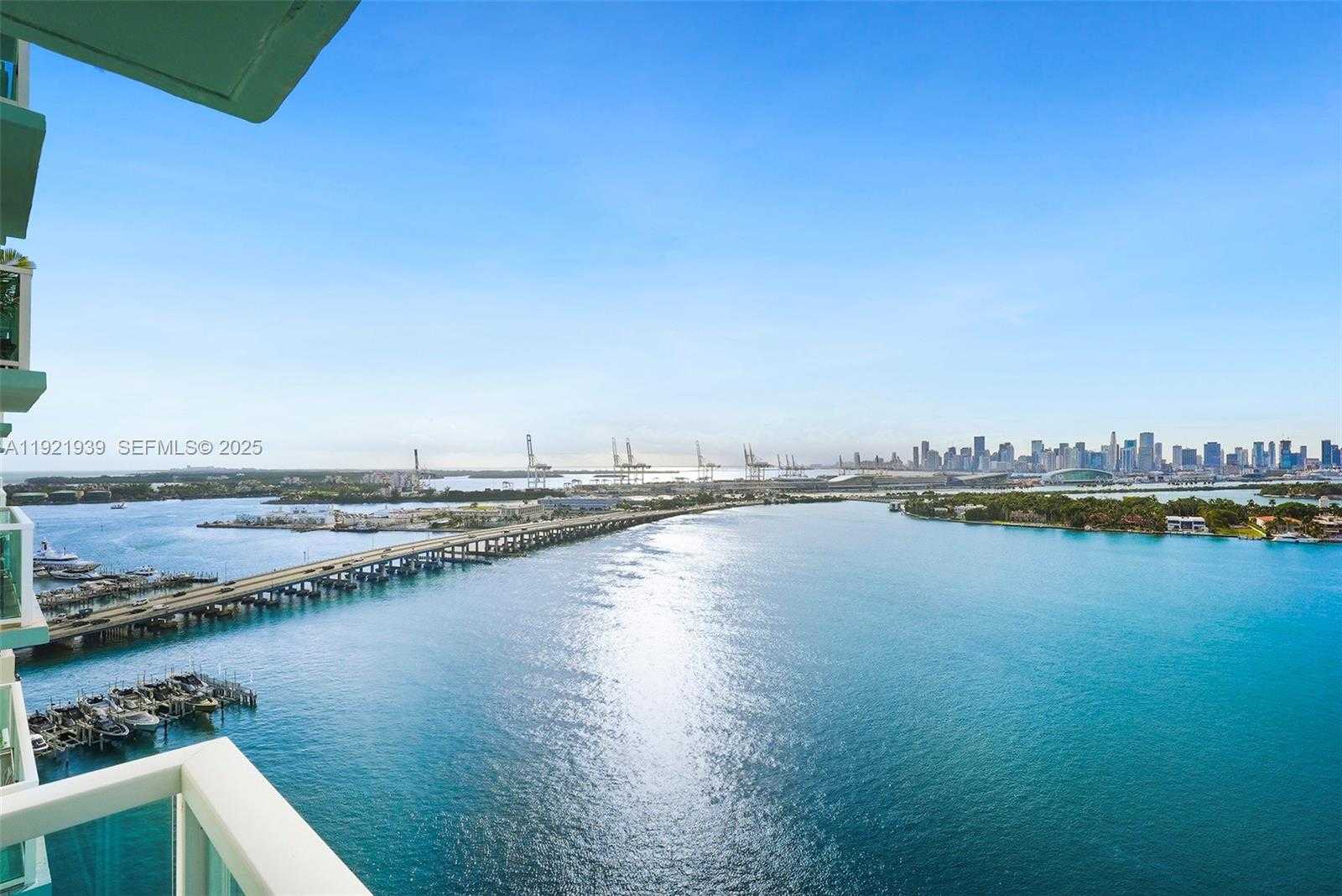 Small Image of 650 WEST AVE #2209, Miami Beach Number 21