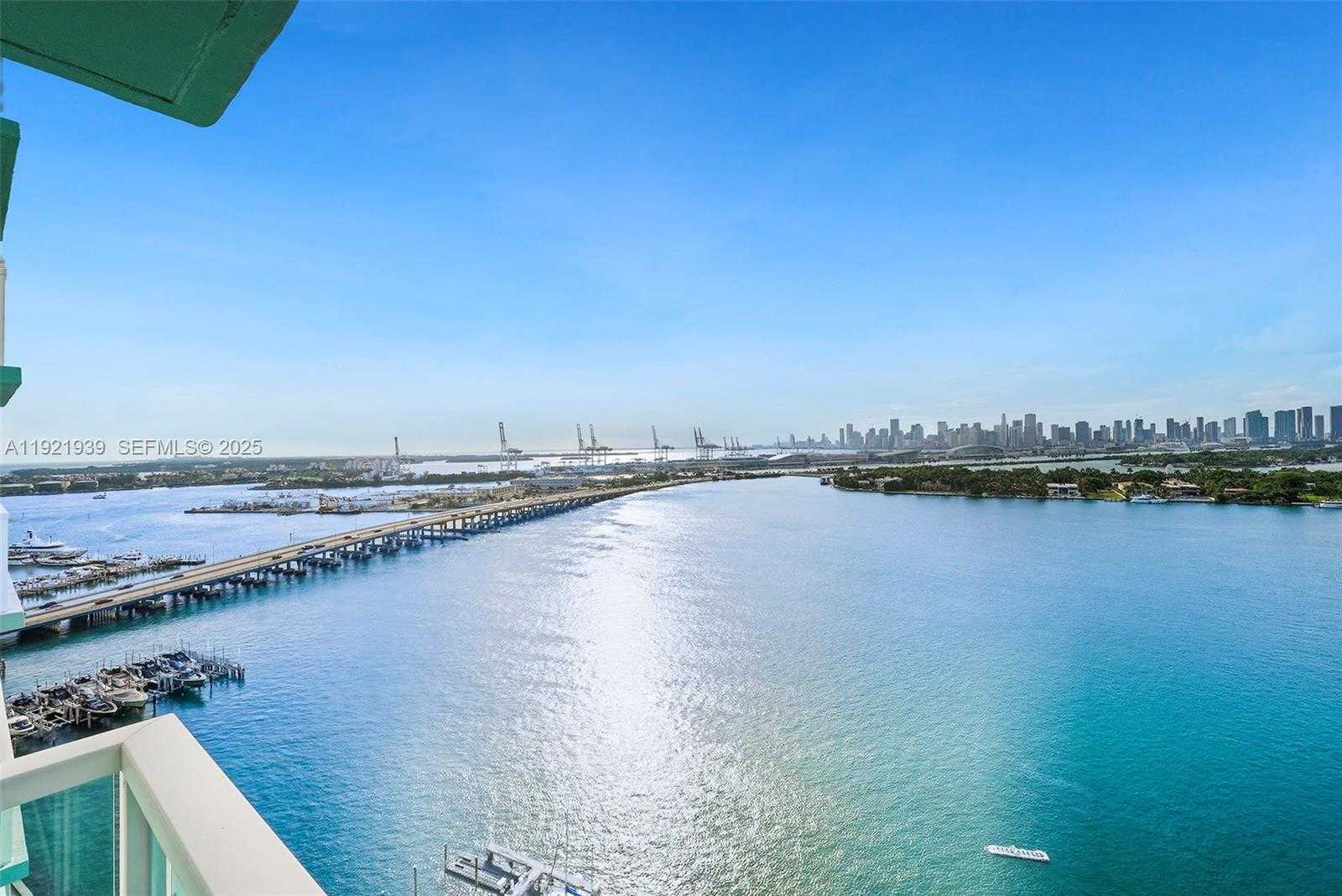 Small Image of 650 WEST AVE #2209, Miami Beach Number 22