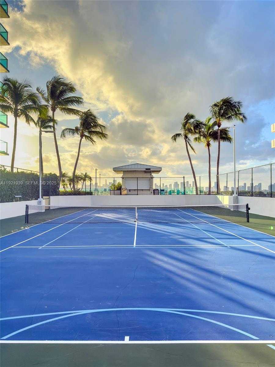 Small Image of 650 WEST AVE #2209, Miami Beach Number 37