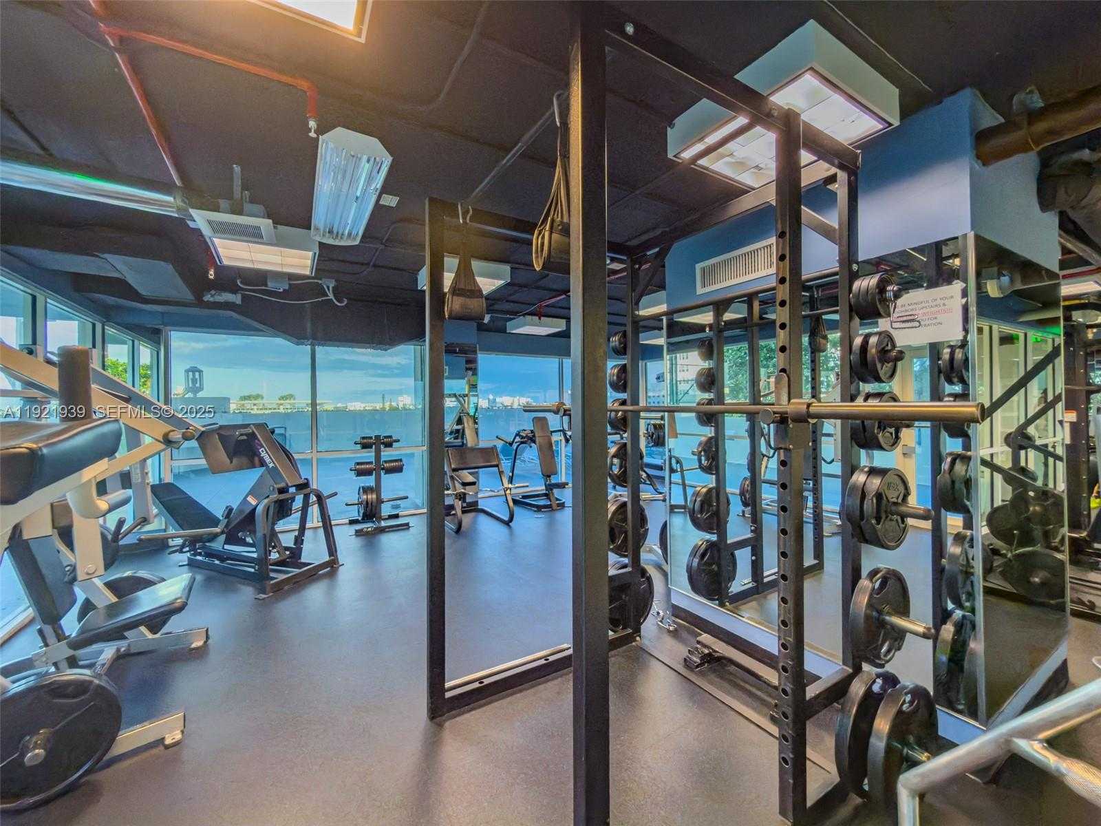 Small Image of 650 WEST AVE #2209, Miami Beach Number 43