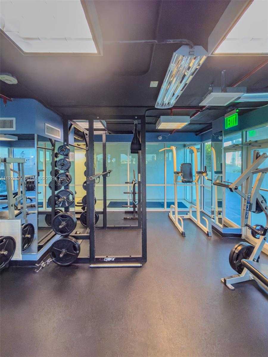 Small Image of 650 WEST AVE #2209, Miami Beach Number 62