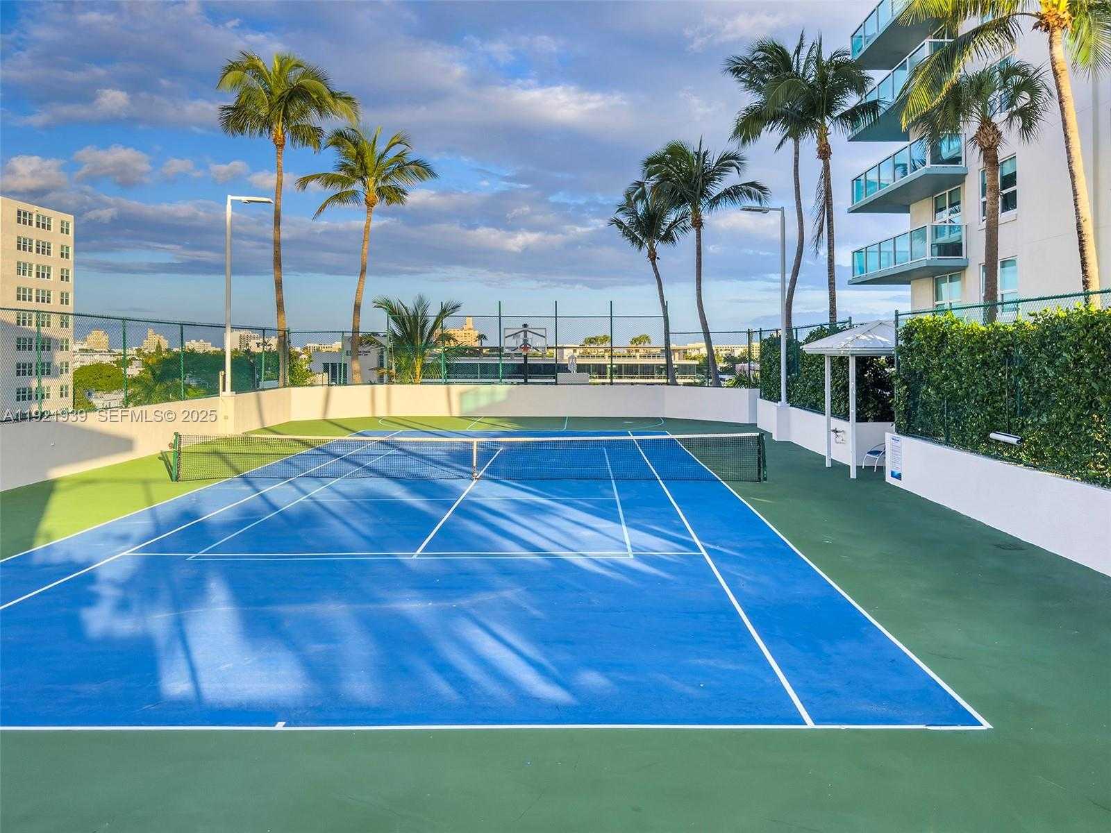 Small Image of 650 WEST AVE #2209, Miami Beach Number 64