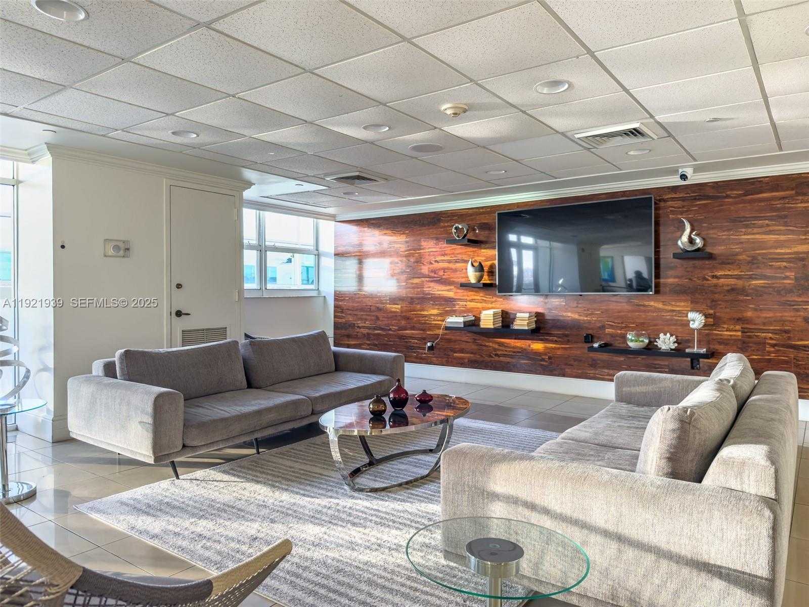 Small Image of 650 WEST AVE #2209, Miami Beach Number 65