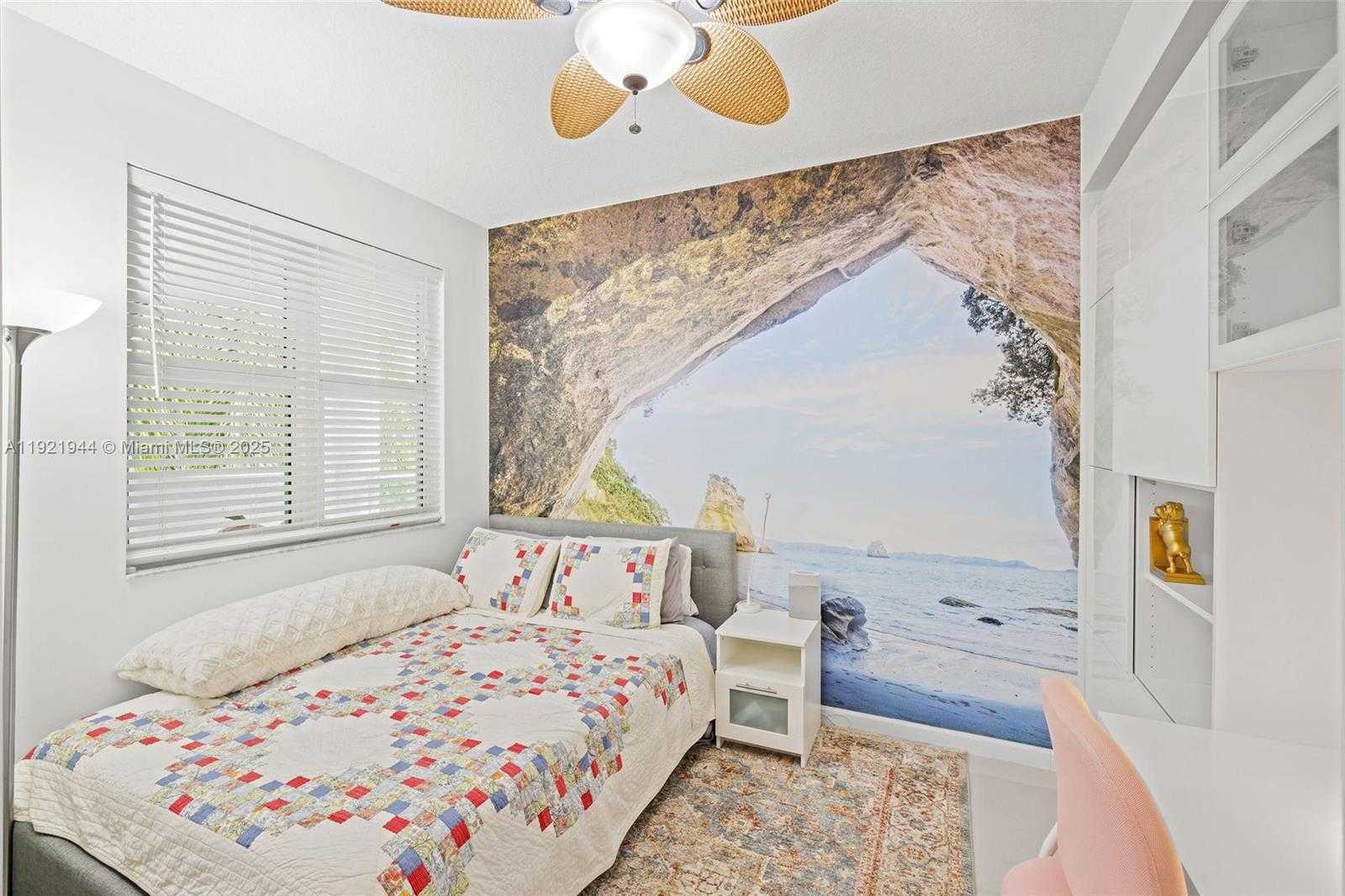 Small Image of 7914 HARBOR ISLAND DR #303, North Bay Village Number 23