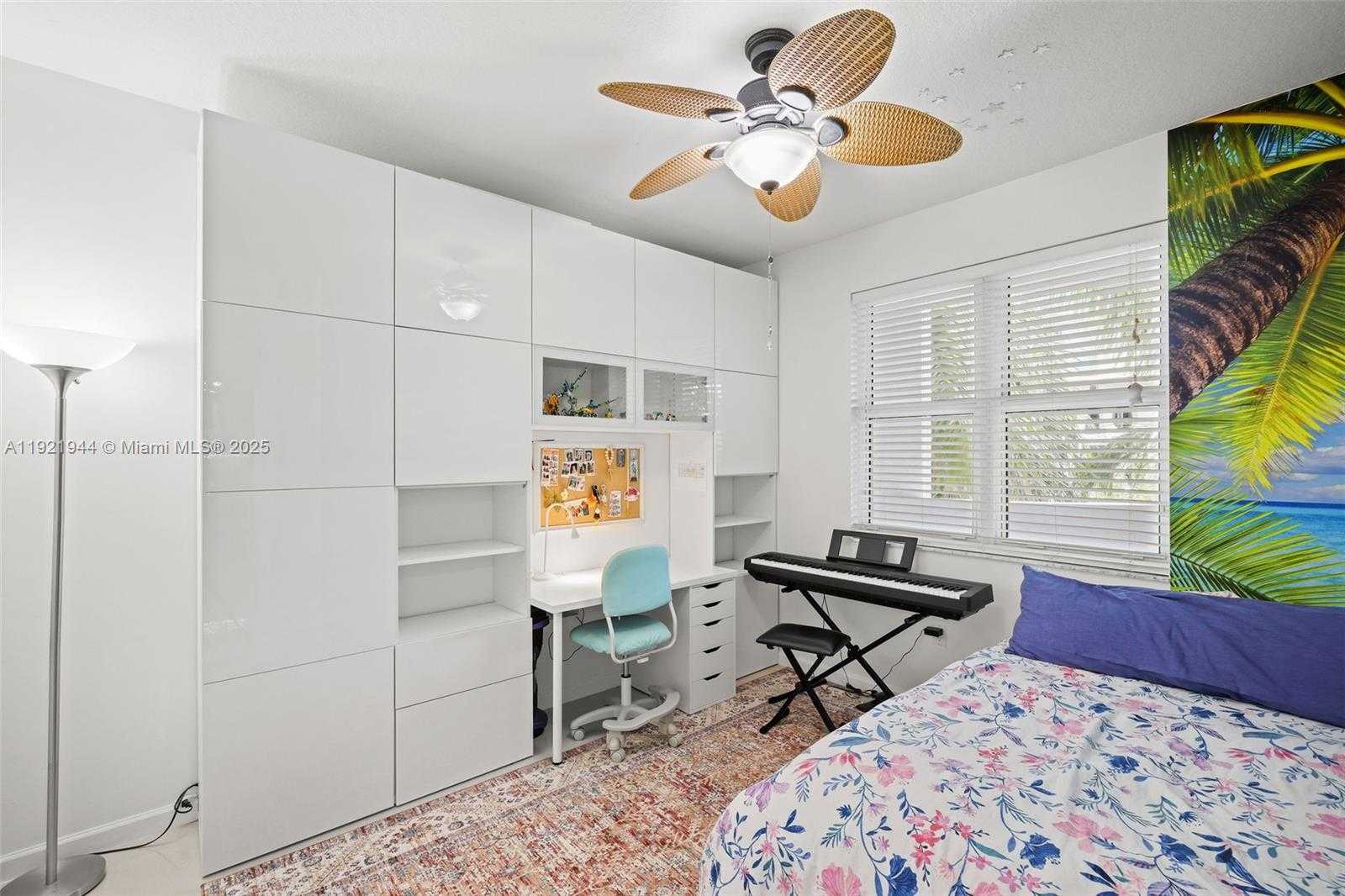 Small Image of 7914 HARBOR ISLAND DR #303, North Bay Village Number 24