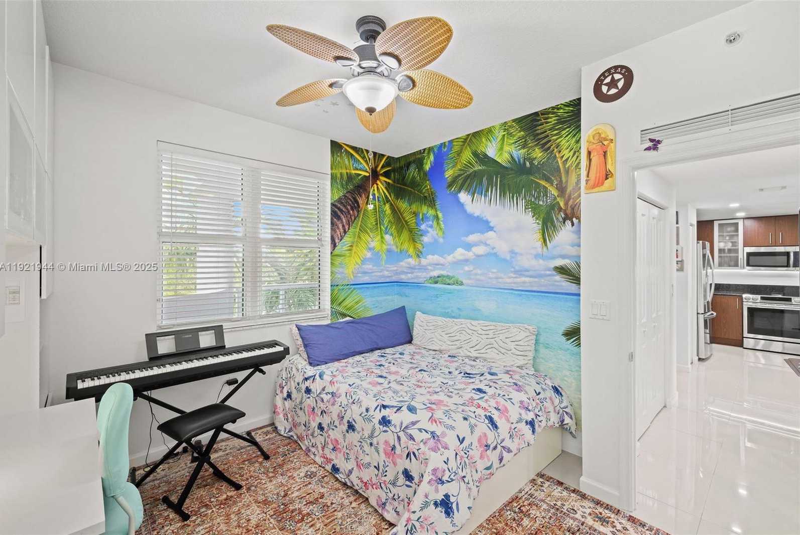 Small Image of 7914 HARBOR ISLAND DR #303, North Bay Village Number 25