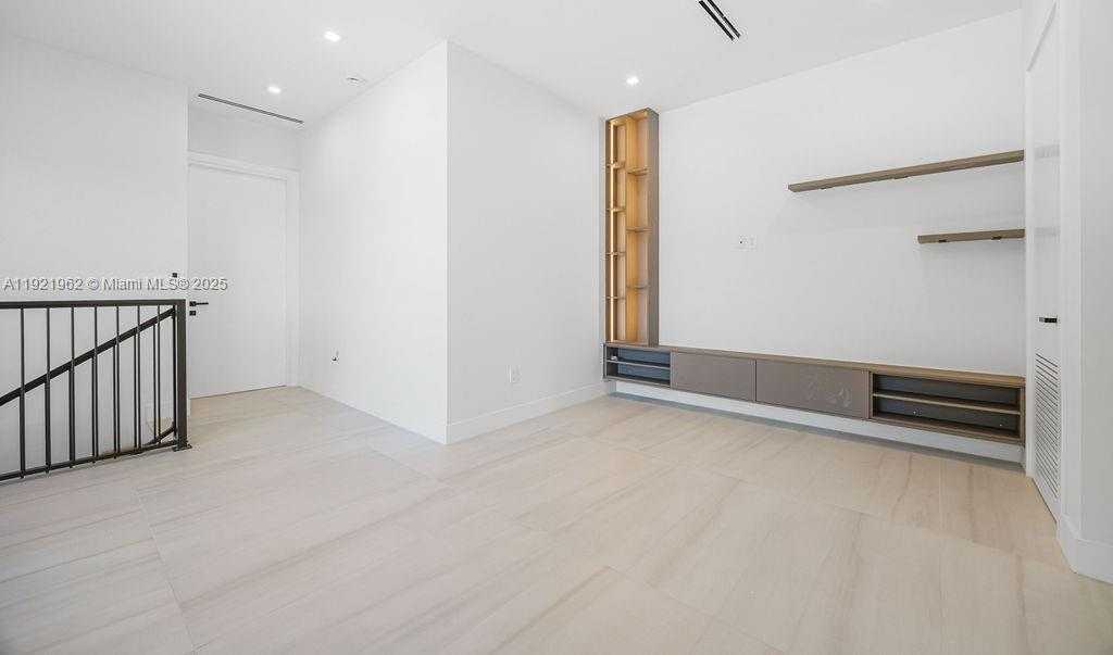 Small Image of 1222 NORTH EAST 13TH AVE, Fort Lauderdale Number 10