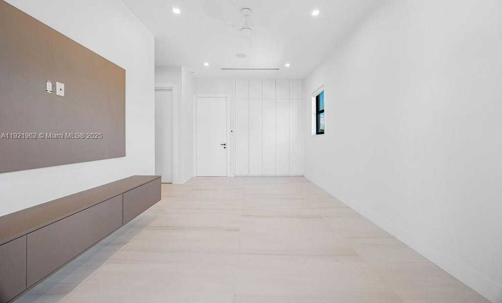 Small Image of 1222 NORTH EAST 13TH AVE, Fort Lauderdale Number 23