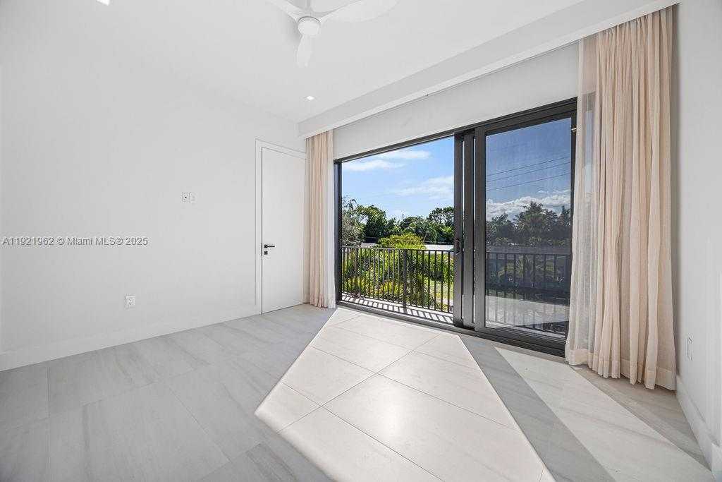 Small Image of 1222 NORTH EAST 13TH AVE, Fort Lauderdale Number 31