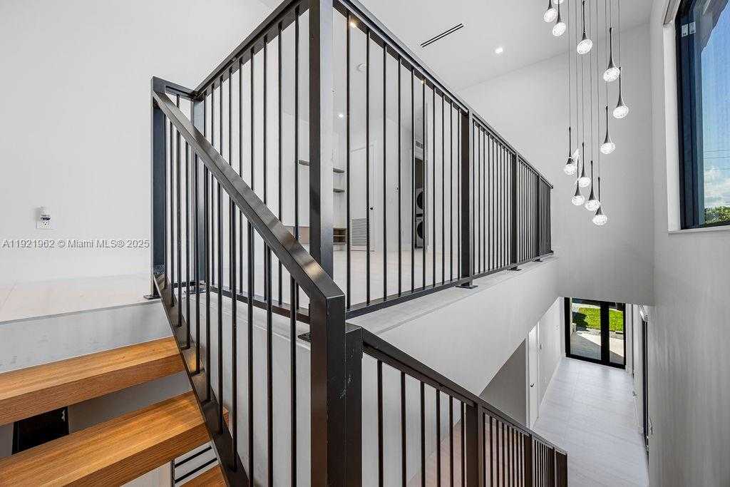 Small Image of 1222 NORTH EAST 13TH AVE, Fort Lauderdale Number 9