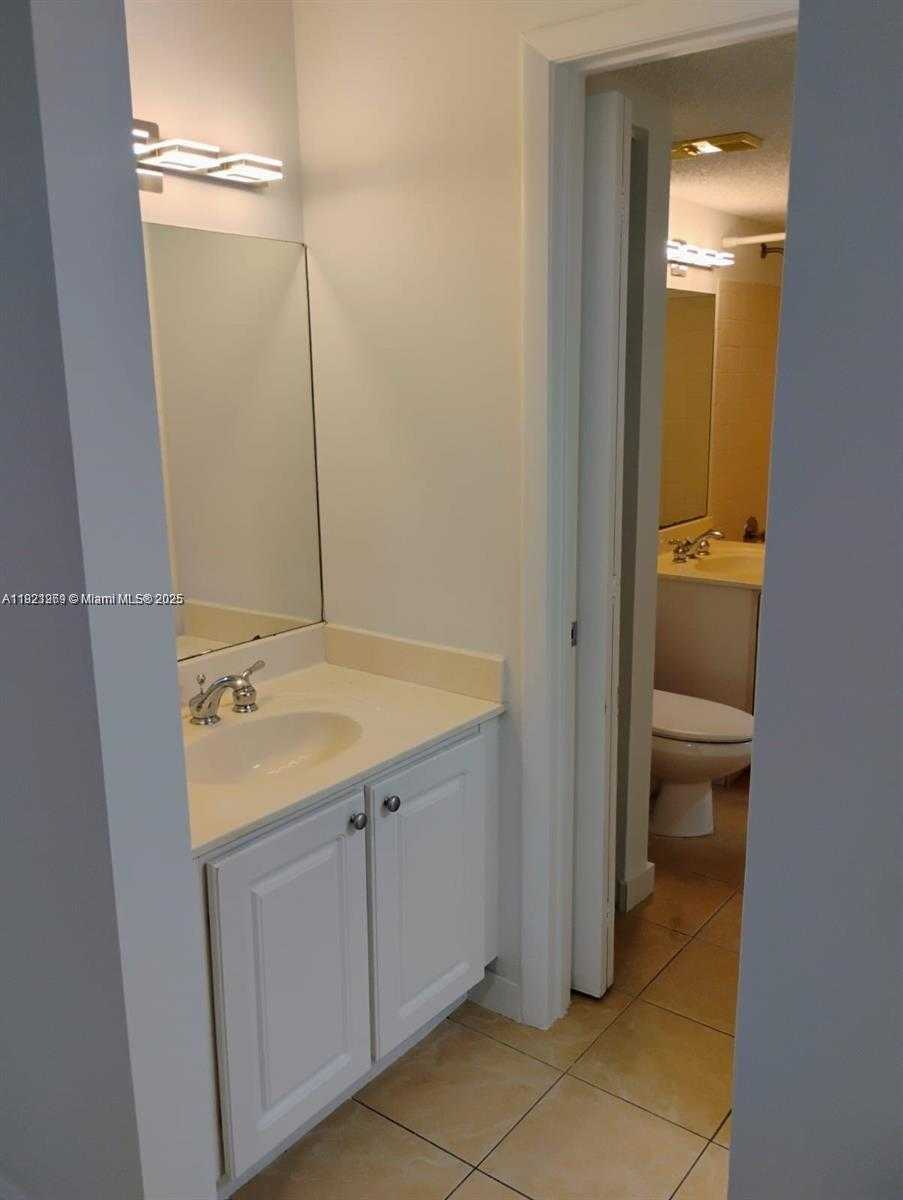 Small Image of 6332 LA COSTA DR #F, Boca Raton Number 11