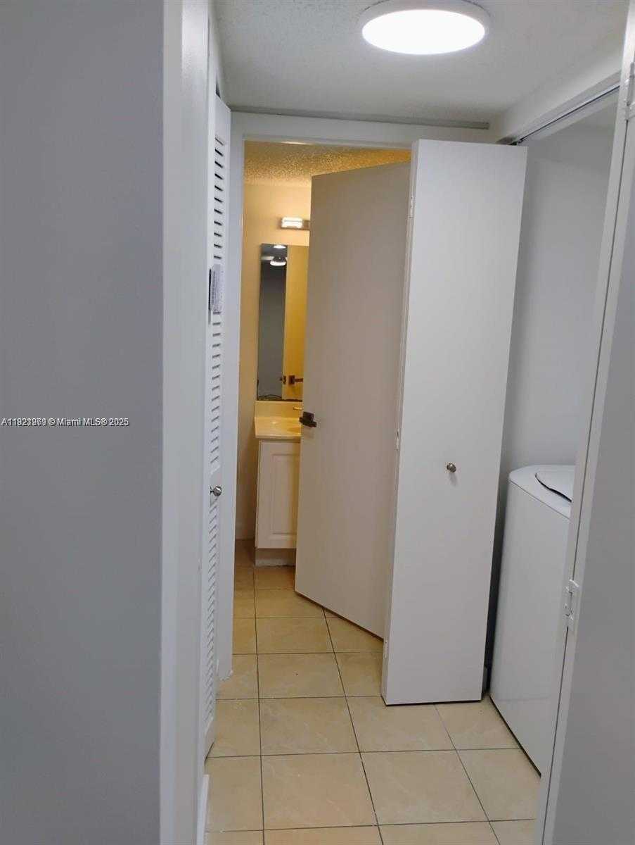 Small Image of 6332 LA COSTA DR #F, Boca Raton Number 6