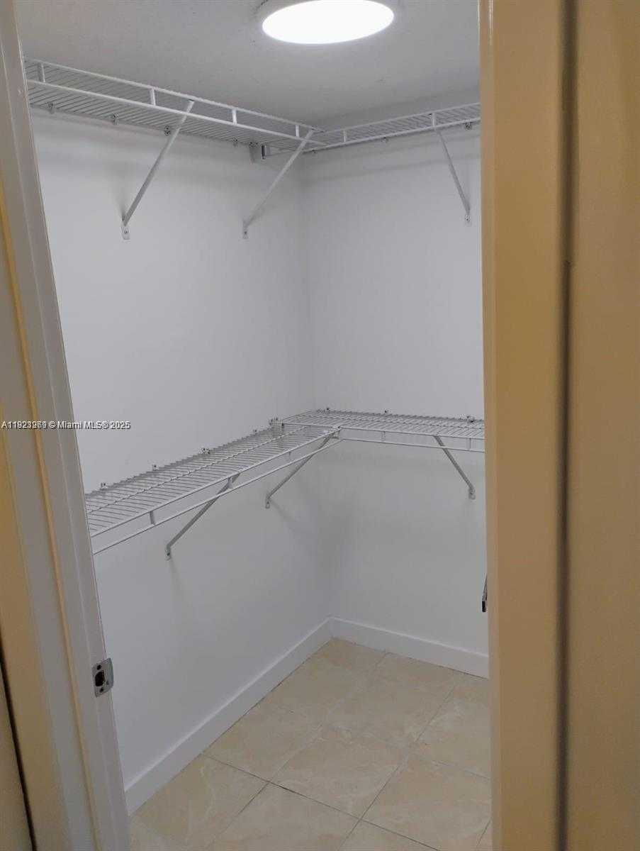 Small Image of 6332 LA COSTA DR #F, Boca Raton Number 9