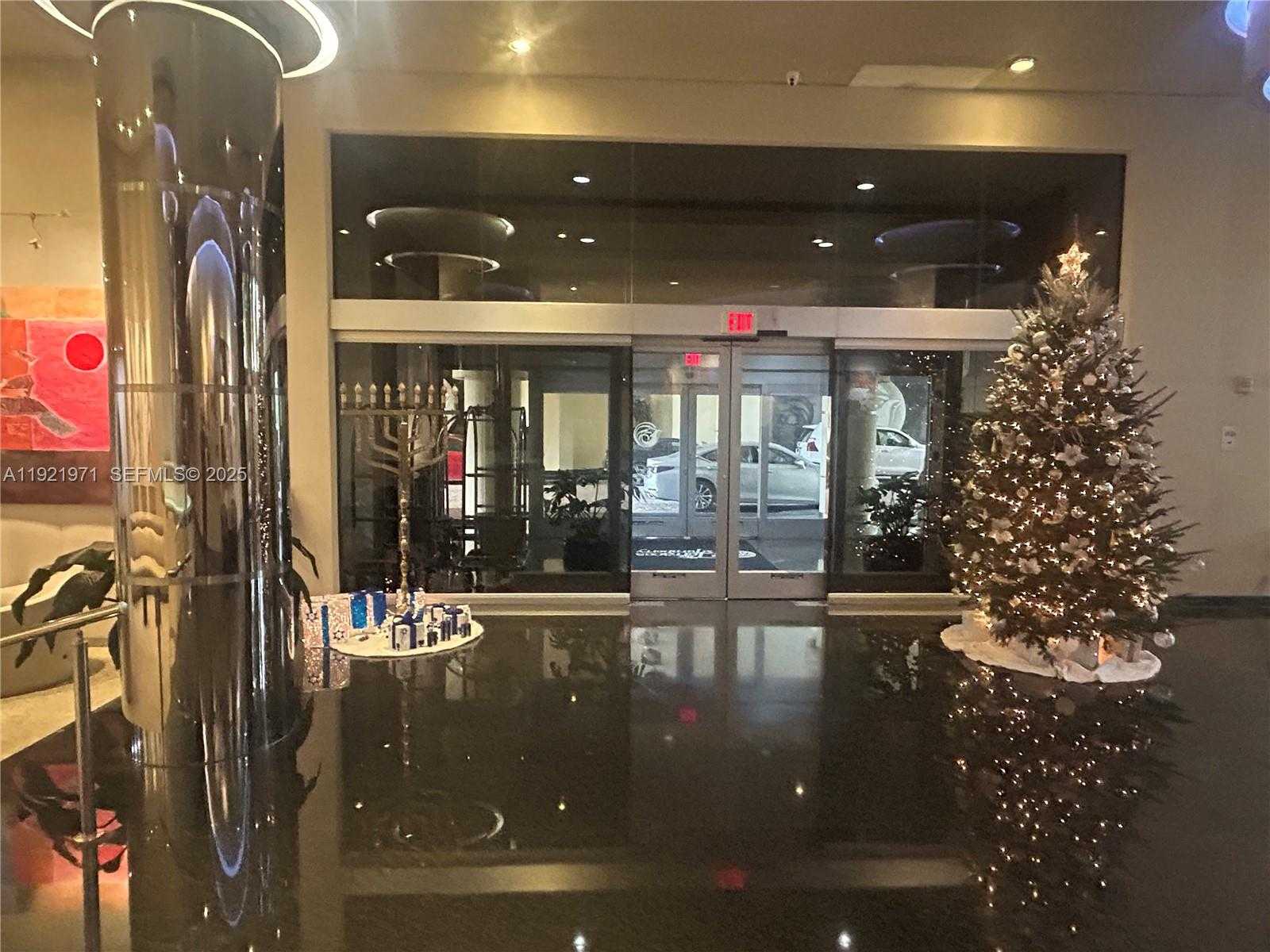 Small Image of 20191 EAST COUNTRY CLUB DR #2601, Aventura Number 9