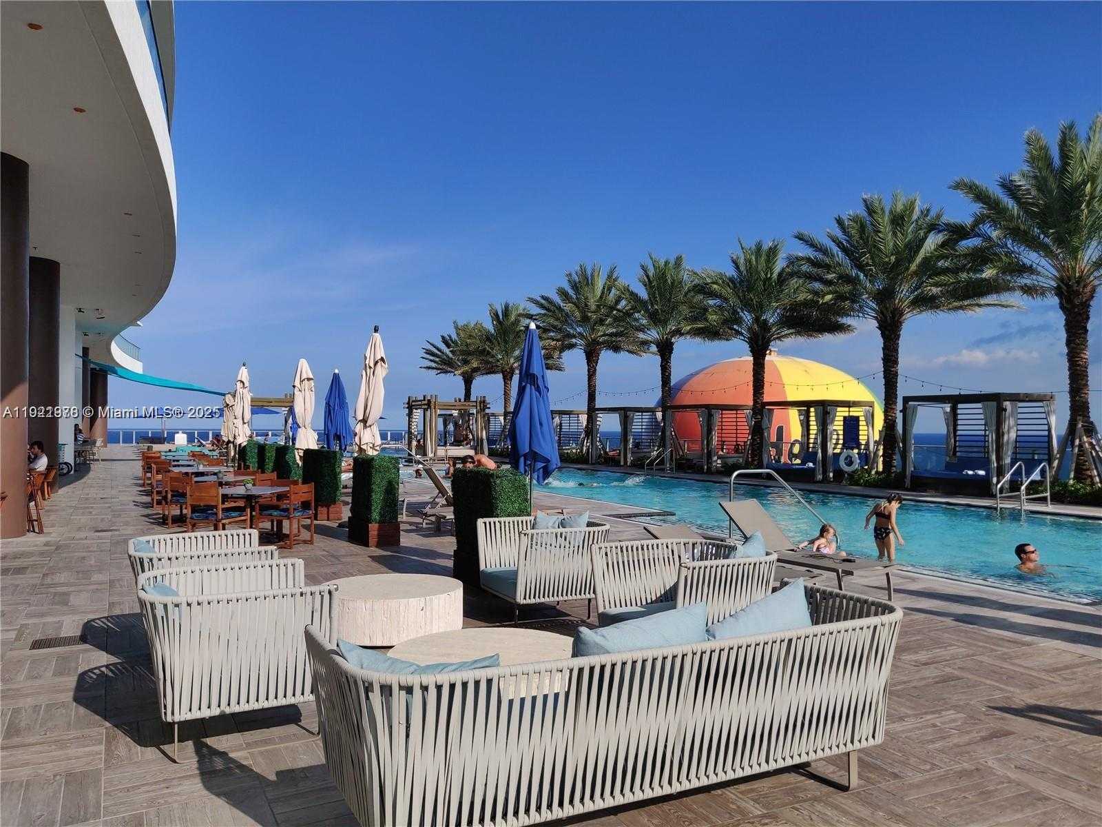 Small Image of 4111 SOUTH OCEAN DR #1506, Hollywood Number 4