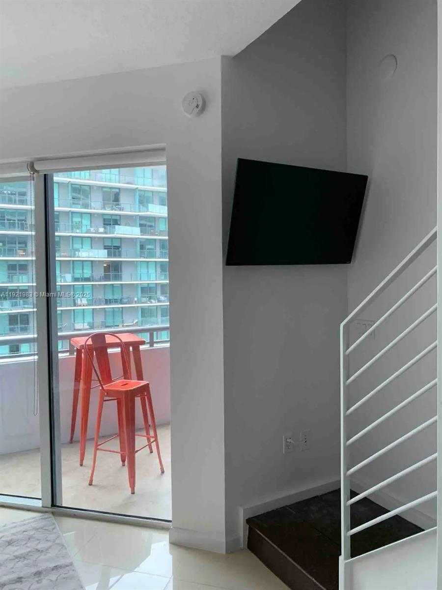 Small Image of 60 SOUTH WEST 13TH ST #4414, Miami Number 12