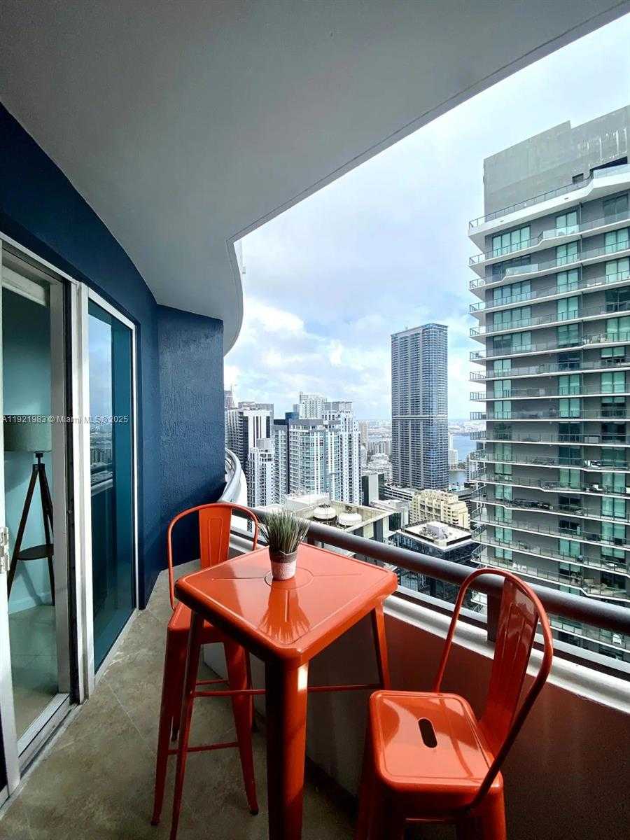 Small Image of 60 SOUTH WEST 13TH ST #4414, Miami Number 14