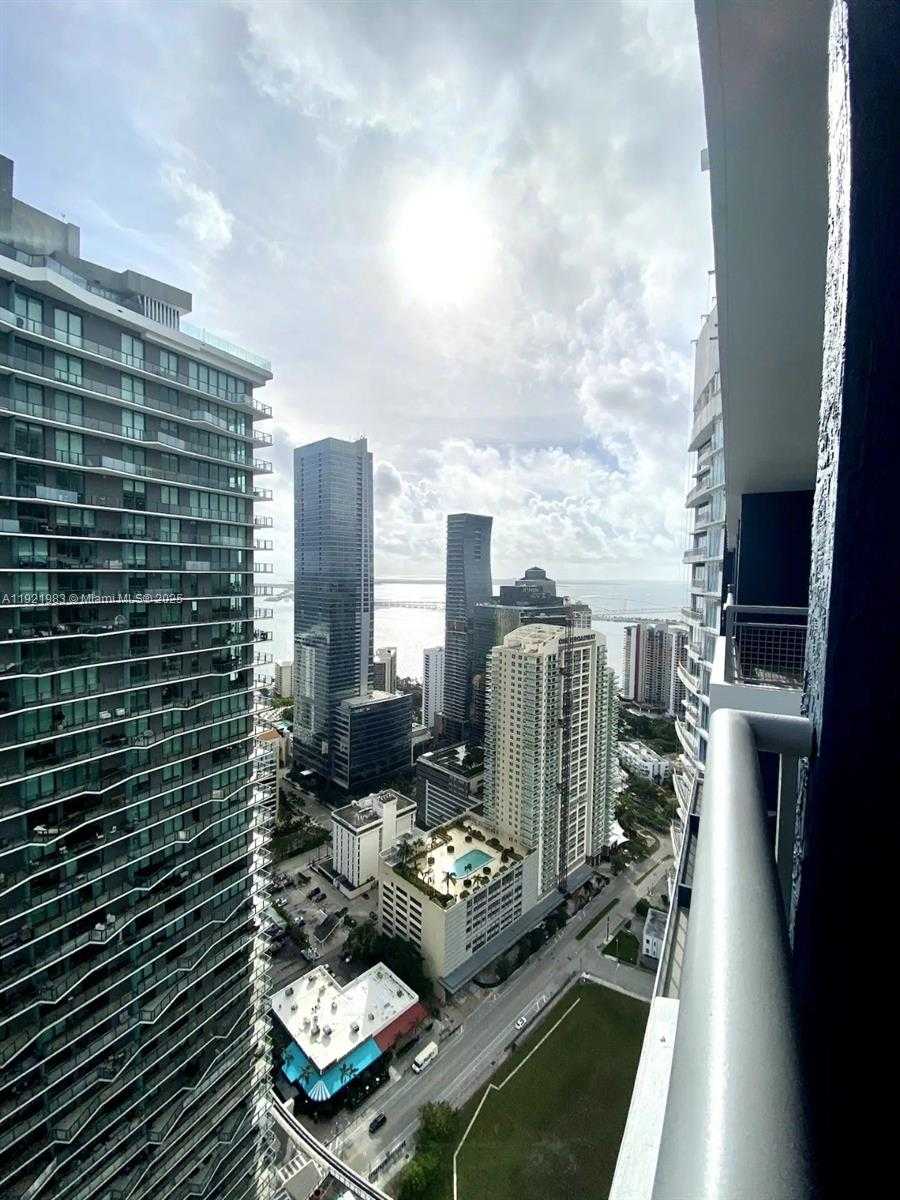 Small Image of 60 SOUTH WEST 13TH ST #4414, Miami Number 15