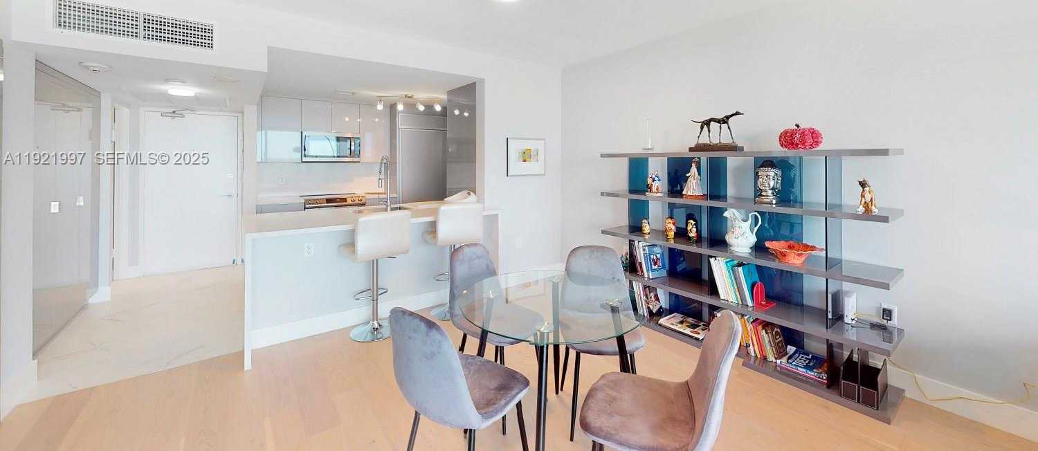 Small Image of 10275 COLLINS AVE #724, Bal Harbour Number 2