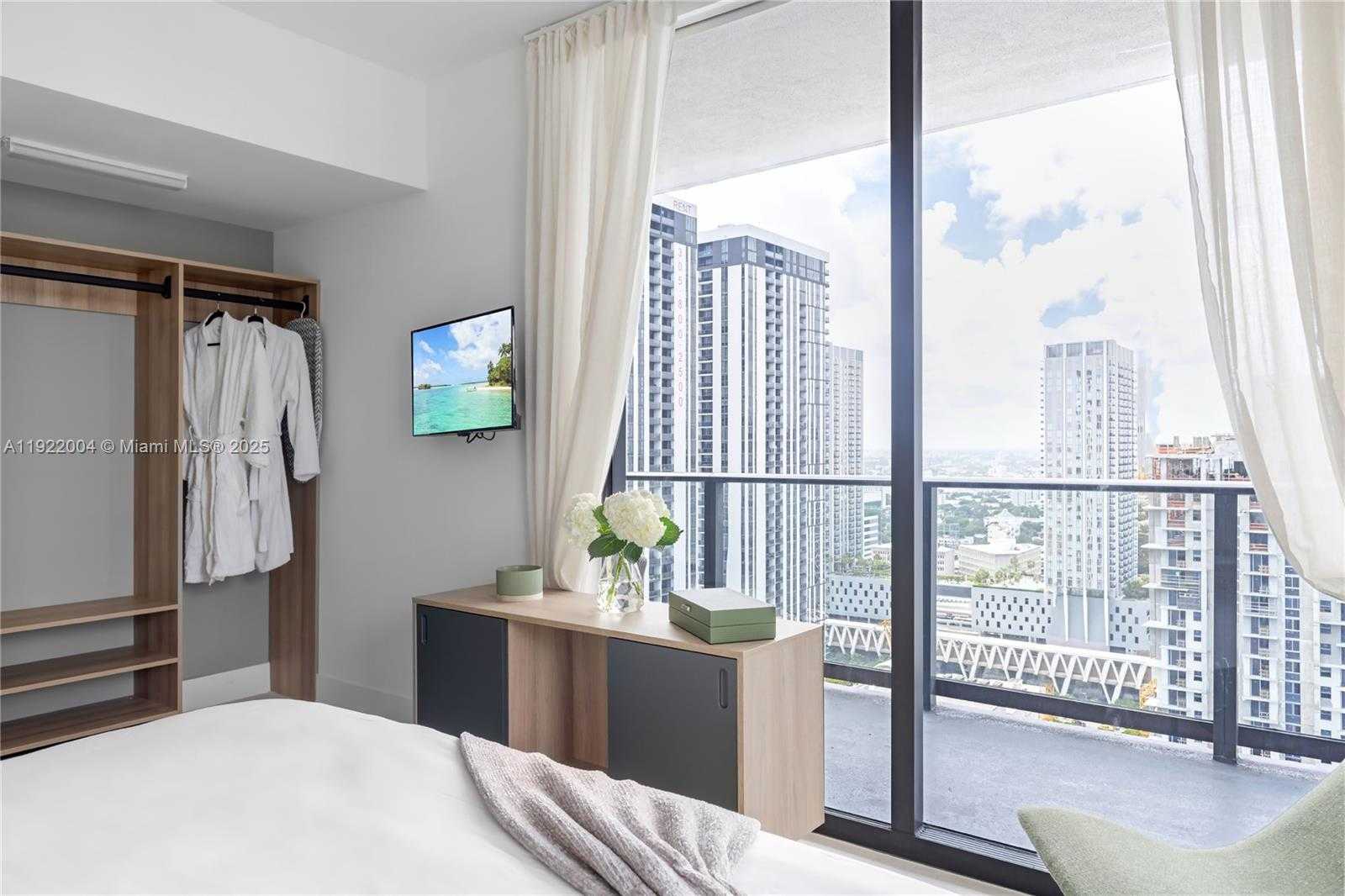 Small Image of 159 NORTH EAST 6TH ST #3002, Miami Number 15