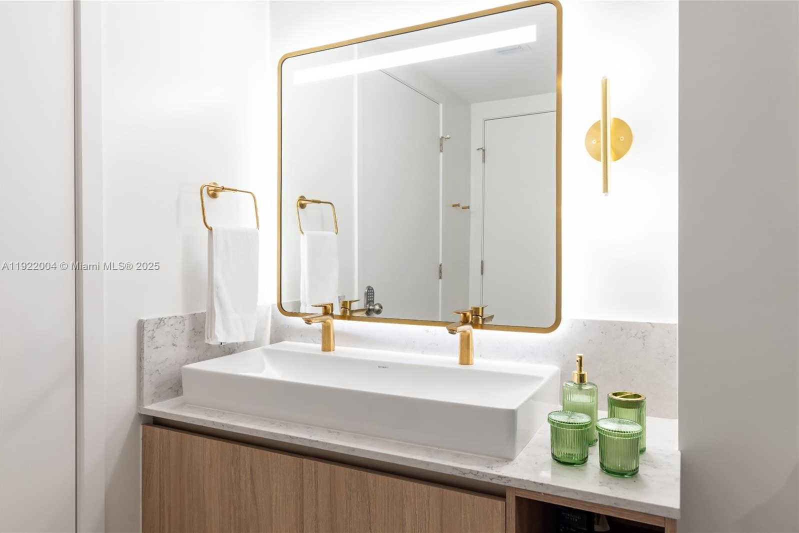 Small Image of 159 NORTH EAST 6TH ST #3002, Miami Number 37