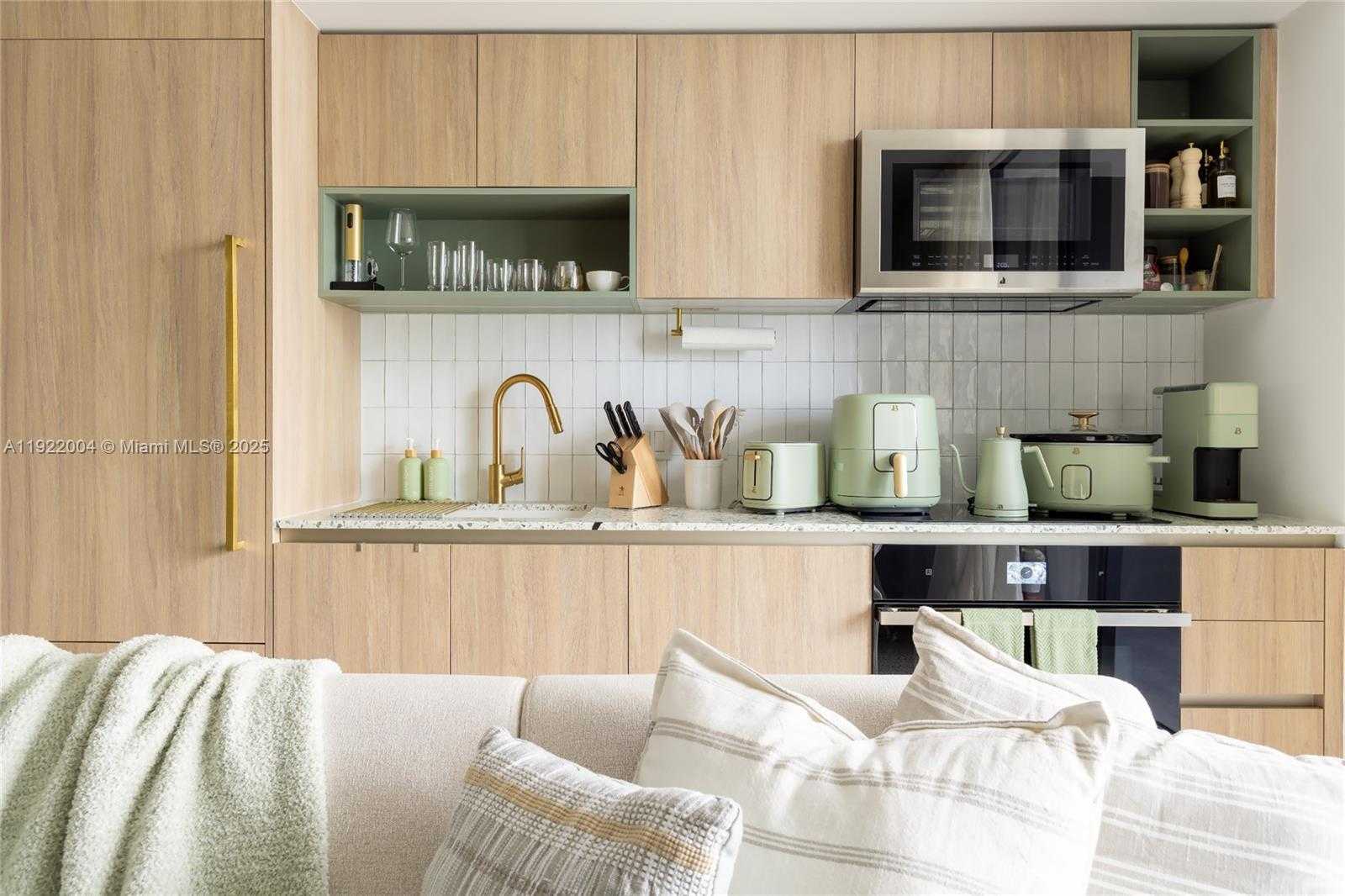 Small Image of 159 NORTH EAST 6TH ST #3002, Miami Number 9