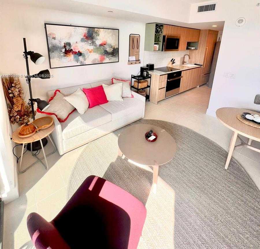 Small Image of 159 NORTH EAST 6TH ST #2508, Miami Number 3