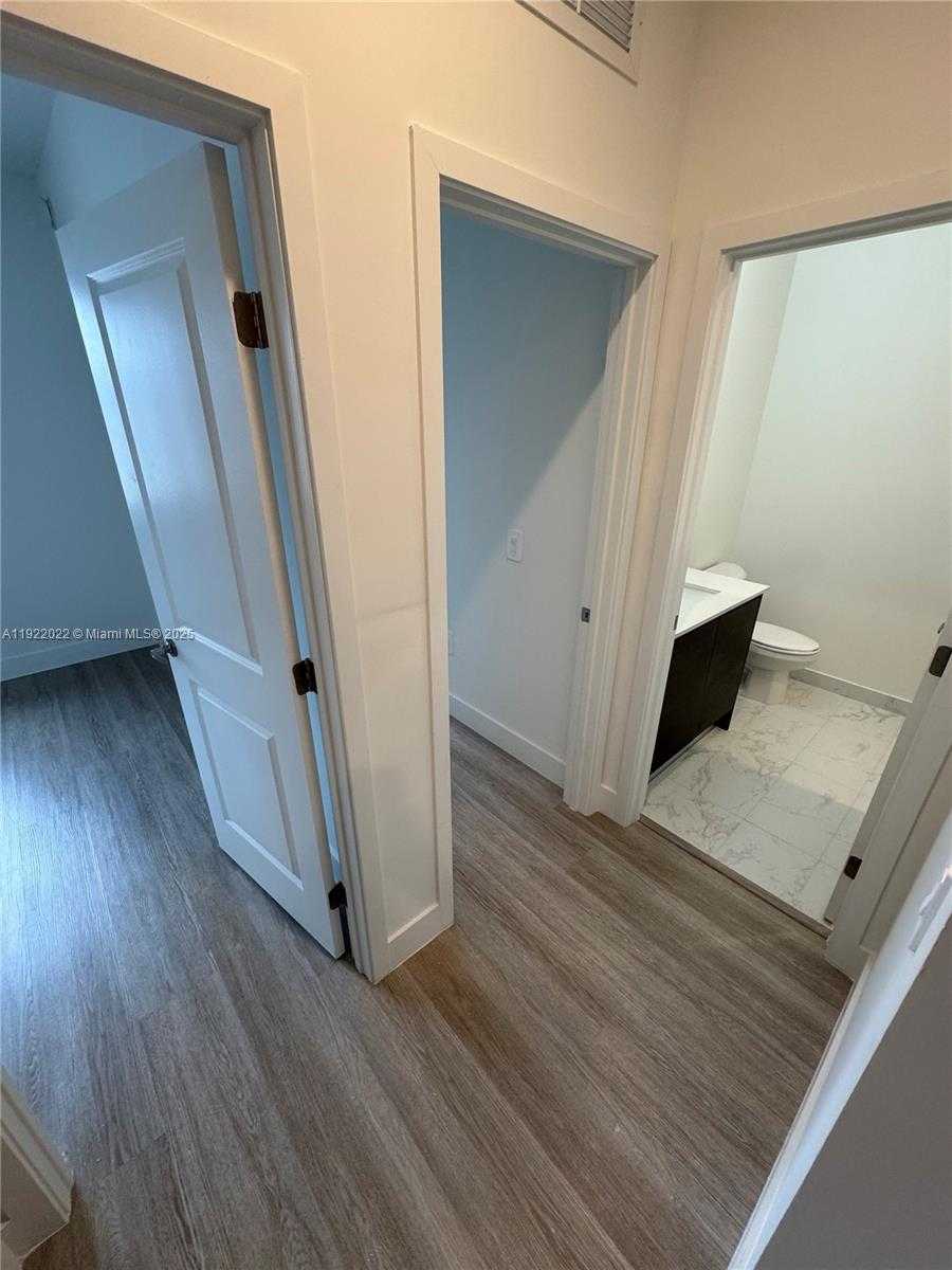 Small Image of 34423 SOUTH WEST 189TH CT, Homestead Number 13