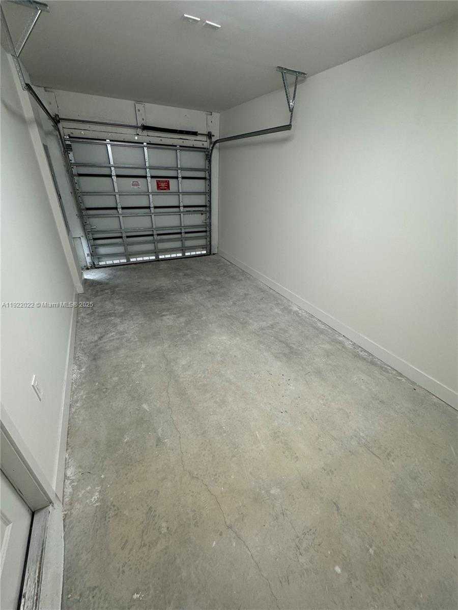 Small Image of 34423 SOUTH WEST 189TH CT, Homestead Number 3