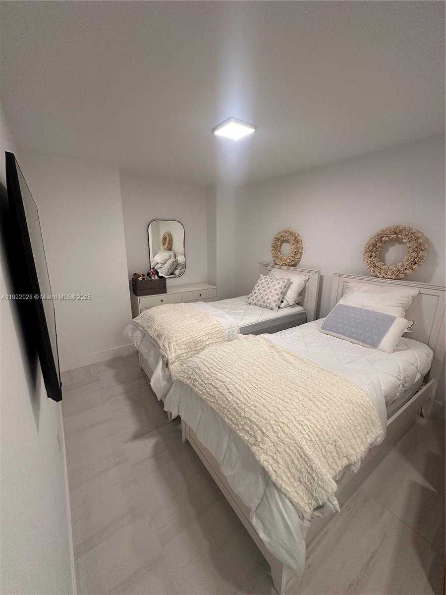 Small Image of 9801 COLLINS AVE #19P, Bal Harbour Number 10