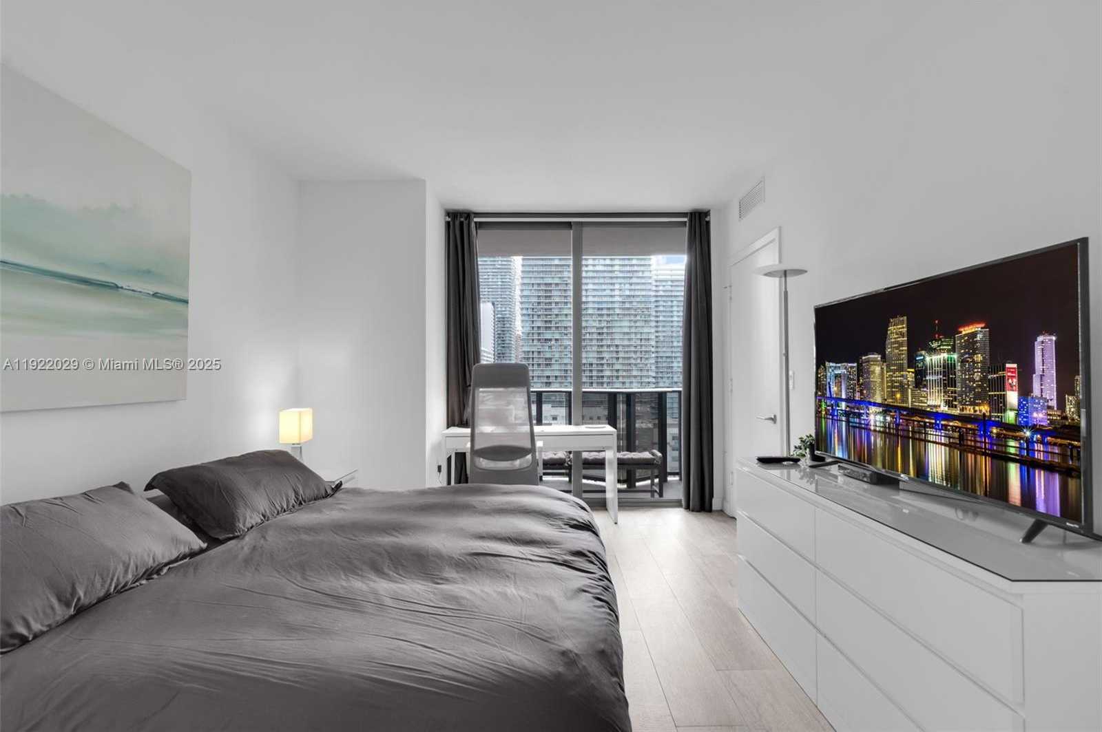 Small Image of 55 SOUTH WEST 9TH ST #1705, Miami Number 11