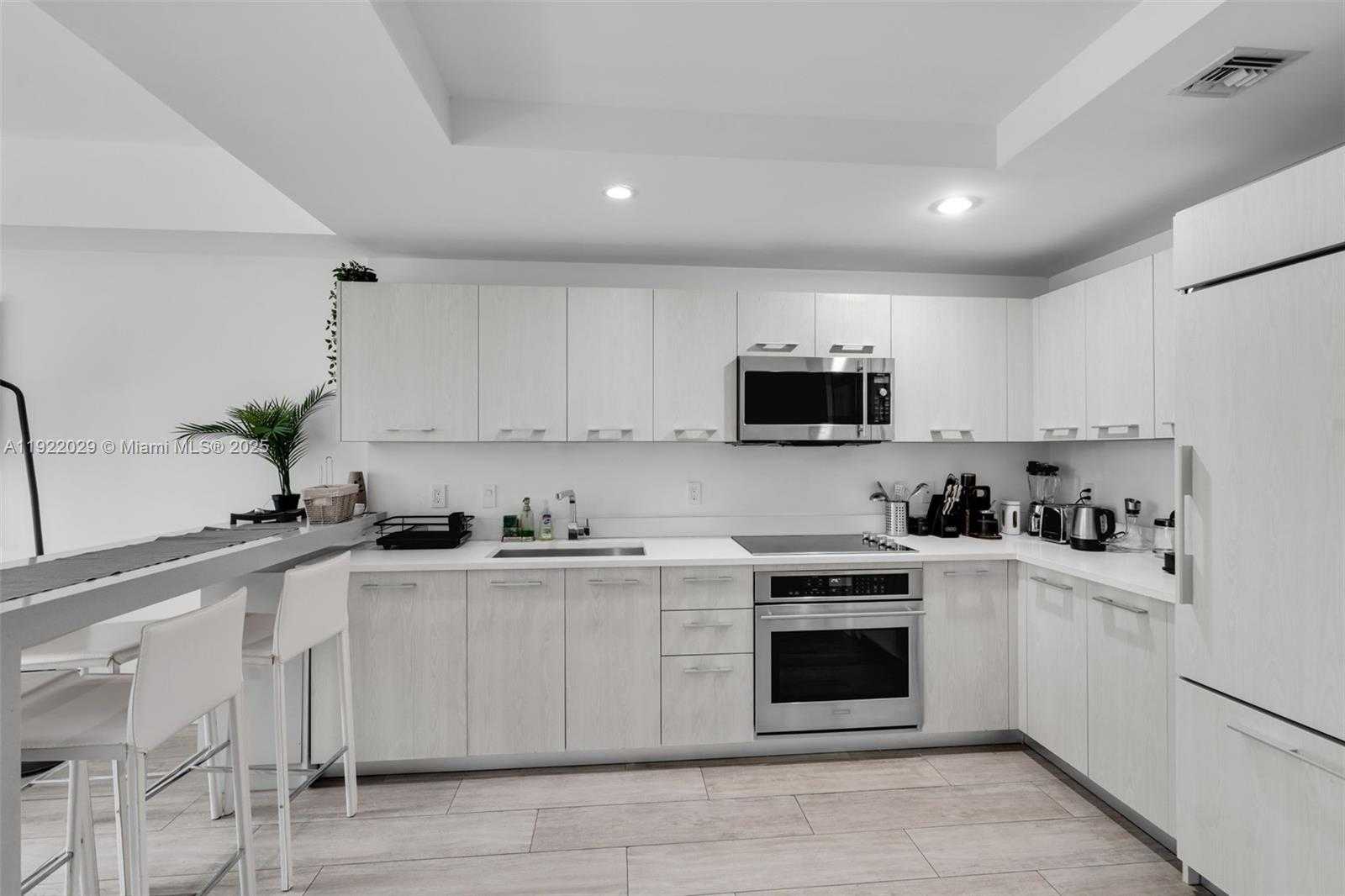 Small Image of 55 SOUTH WEST 9TH ST #1705, Miami Number 8