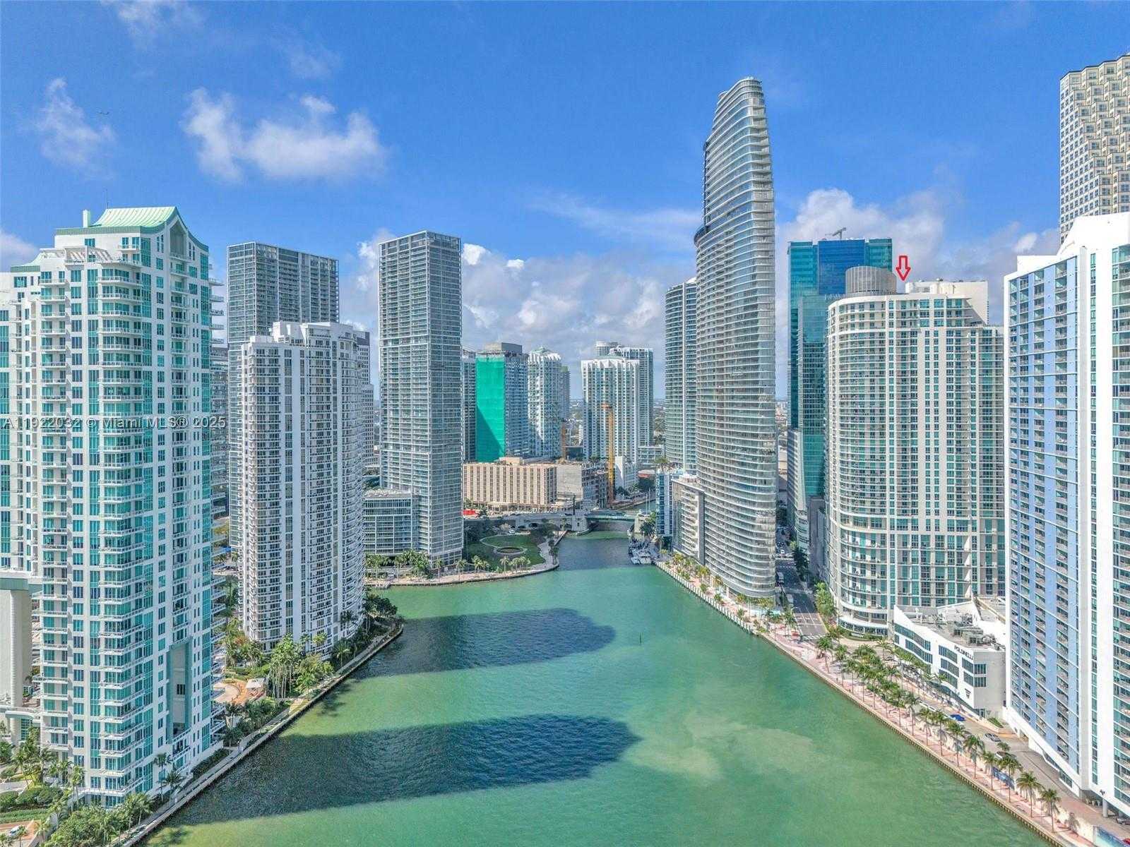 Small Image of 300 SOUTH BISCAYNE BLVD #L-822, Miami Number 1