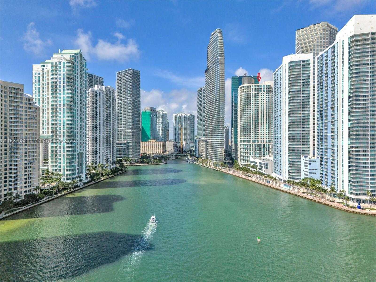 Small Image of 300 SOUTH BISCAYNE BLVD #L-822, Miami Number 2