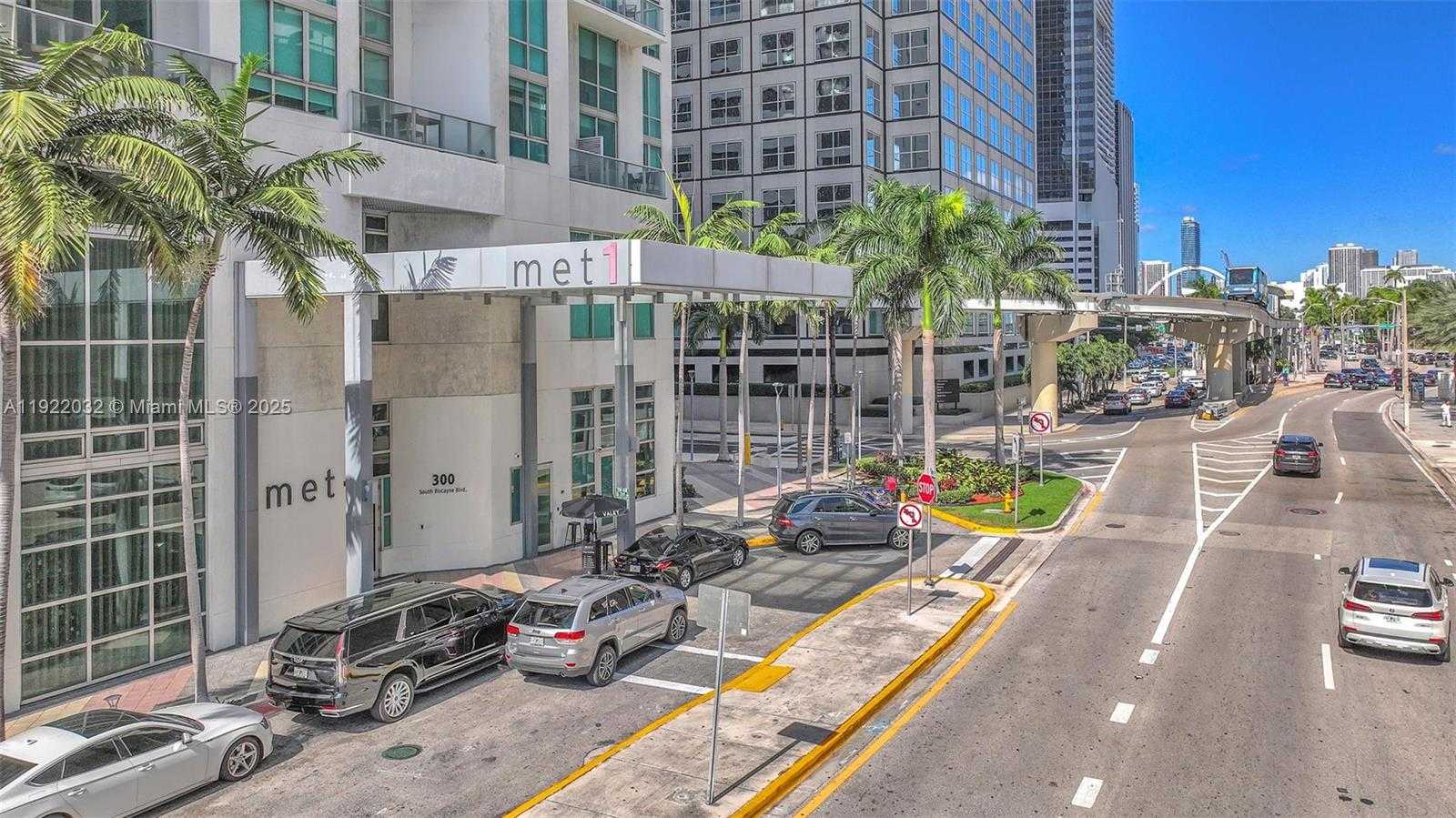 Small Image of 300 SOUTH BISCAYNE BLVD #L-822, Miami Number 34