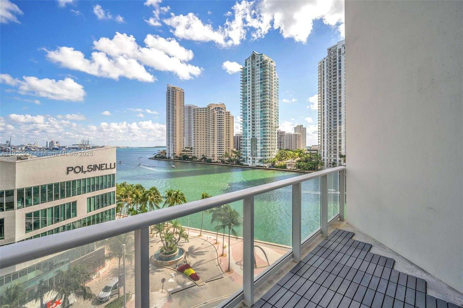Small Image of 300 SOUTH BISCAYNE BLVD #L-822, Miami Number 9