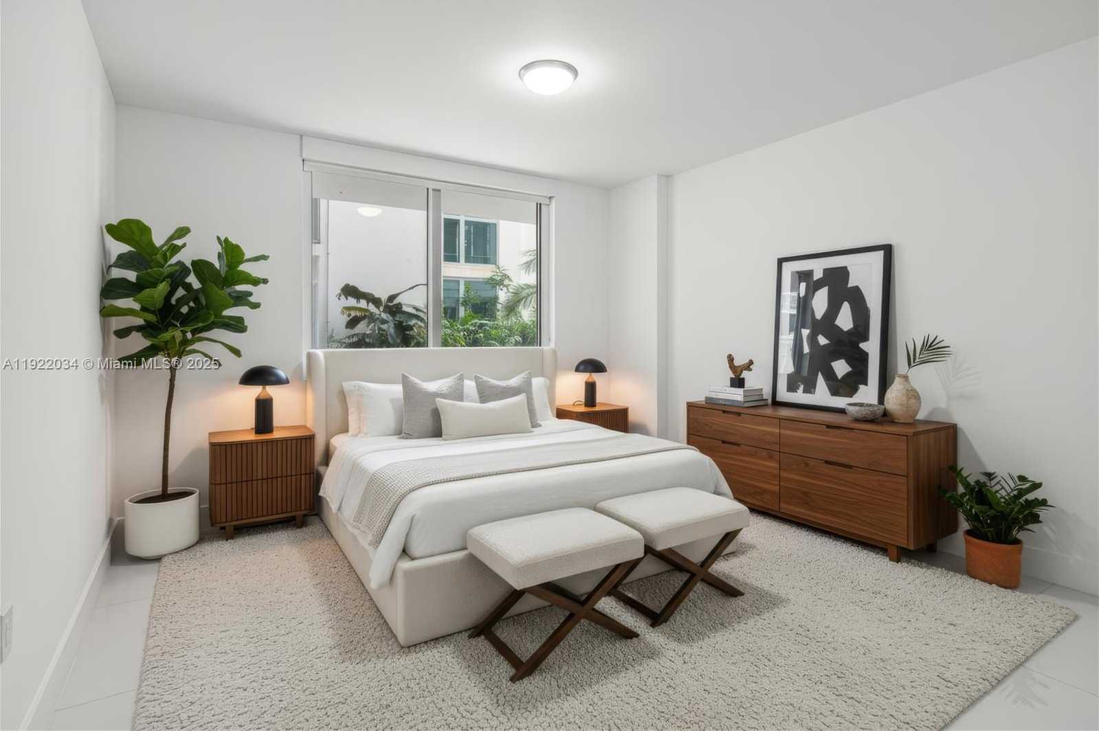 Imagen de Pequeño Objeto