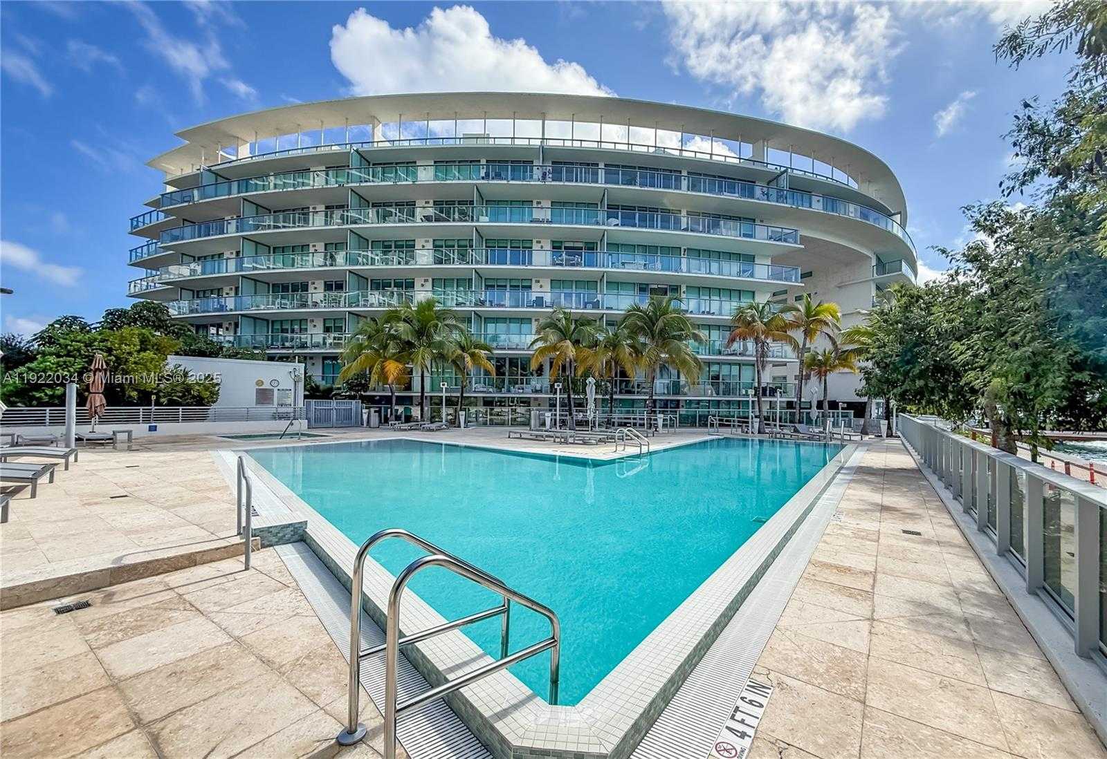 Imagen de Pequeño Objeto