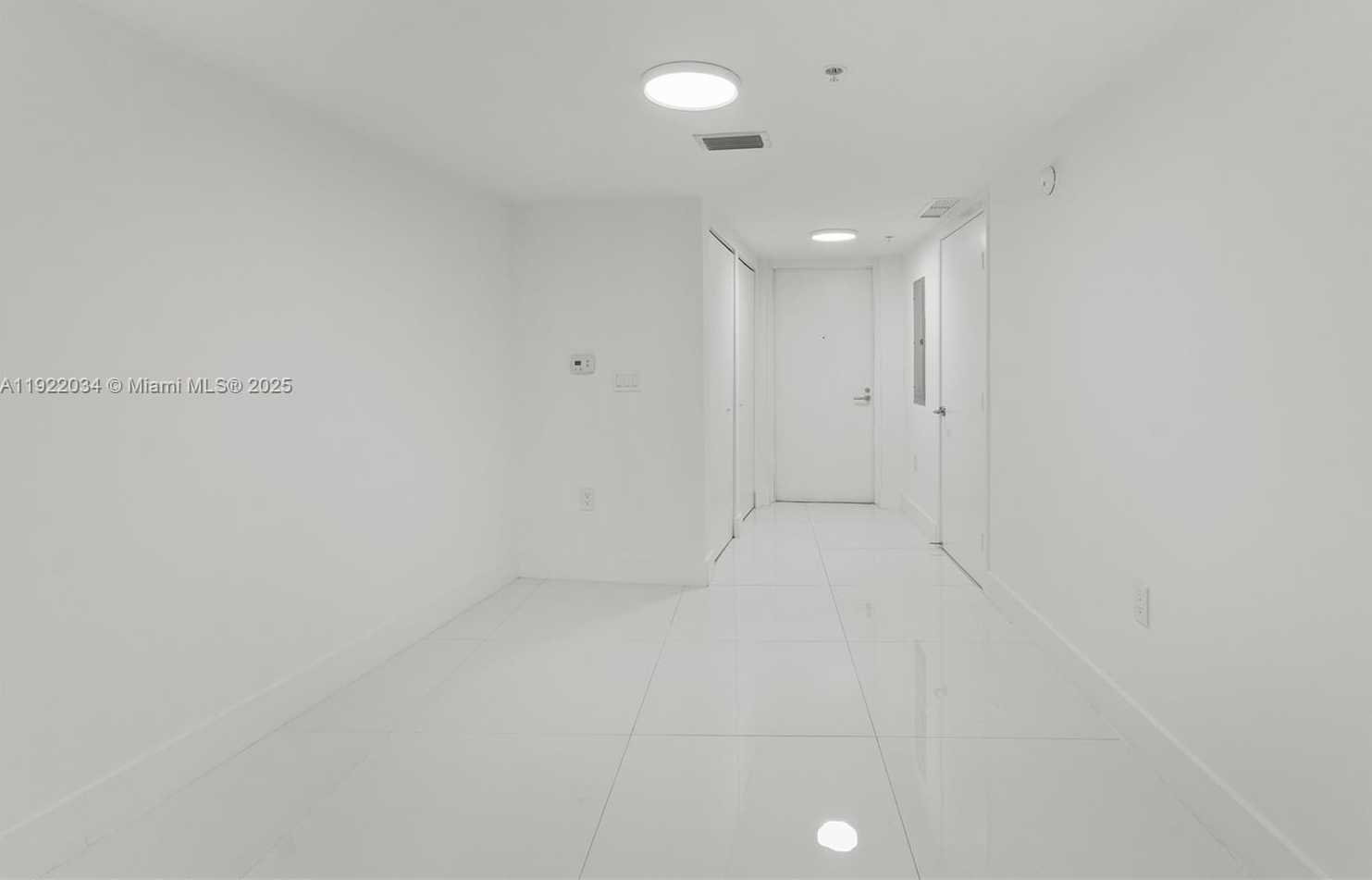 Imagen de Pequeño Objeto