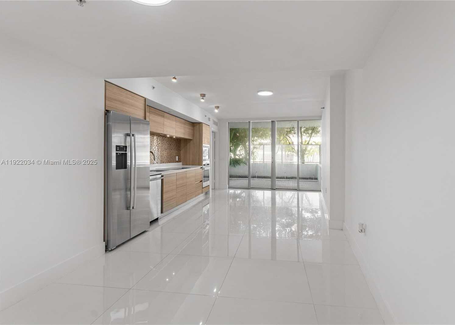 Imagen de Pequeño Objeto