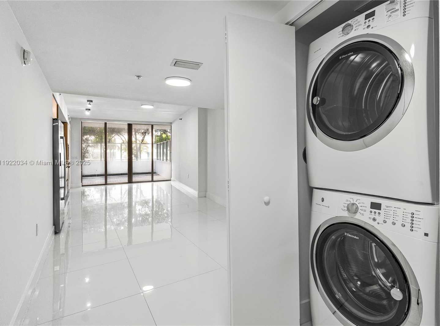 Imagen de Pequeño Objeto