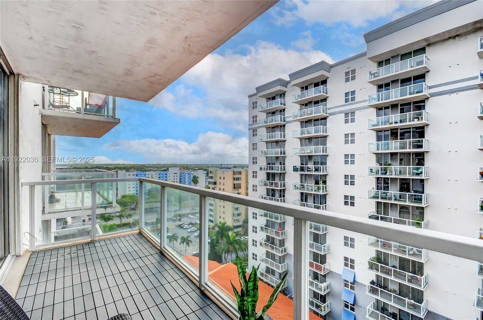 Small Image of 5077 NORTH WEST 7TH ST #1216, Miami Number 27
