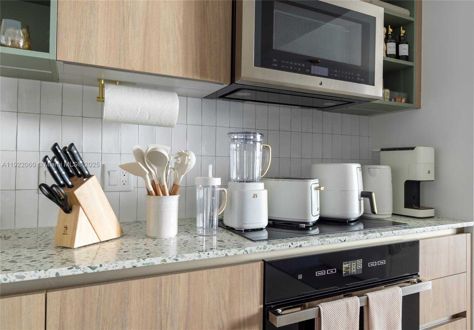 Small Image of 159 NORTH EAST 6TH ST #3209, Miami Number 14