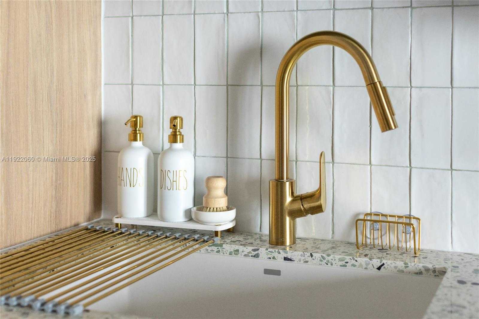 Small Image of 159 NORTH EAST 6TH ST #3209, Miami Number 16