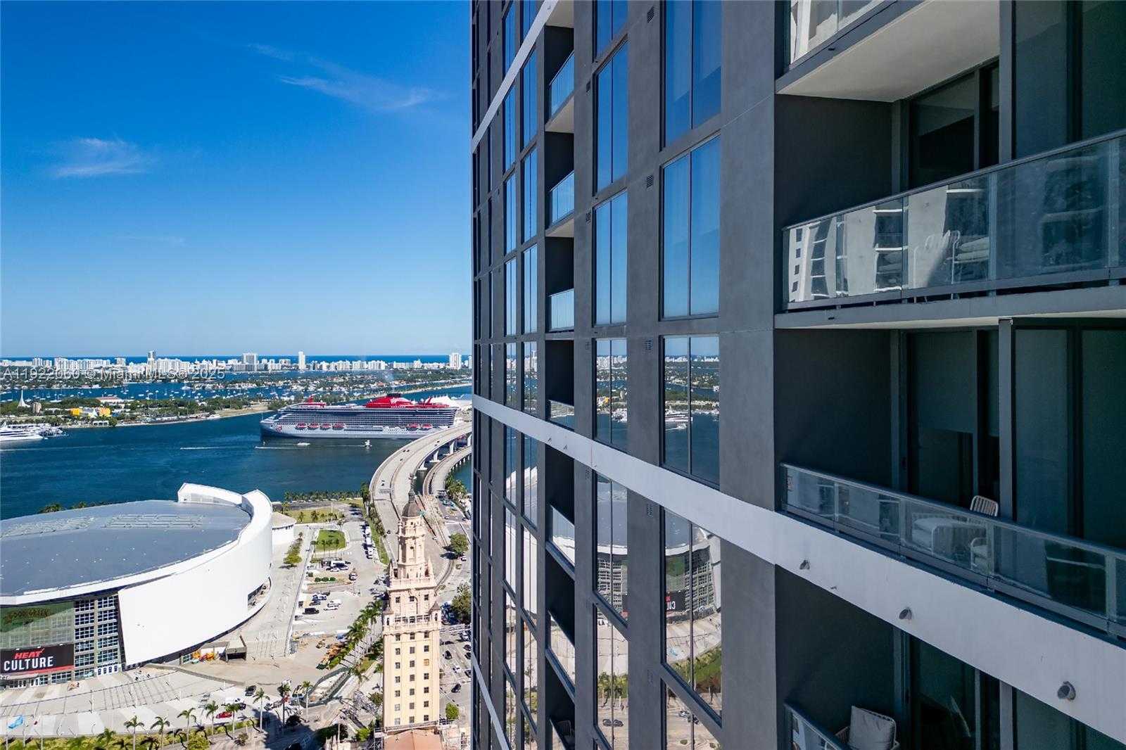 Small Image of 159 NORTH EAST 6TH ST #3209, Miami Number 36