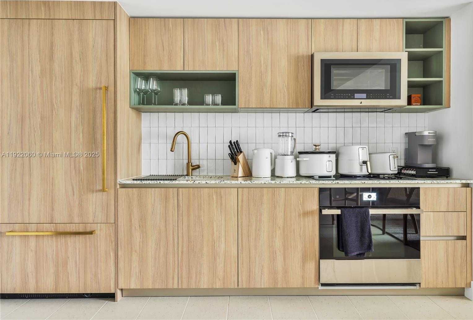 Small Image of 159 NORTH EAST 6TH ST #3209, Miami Number 9