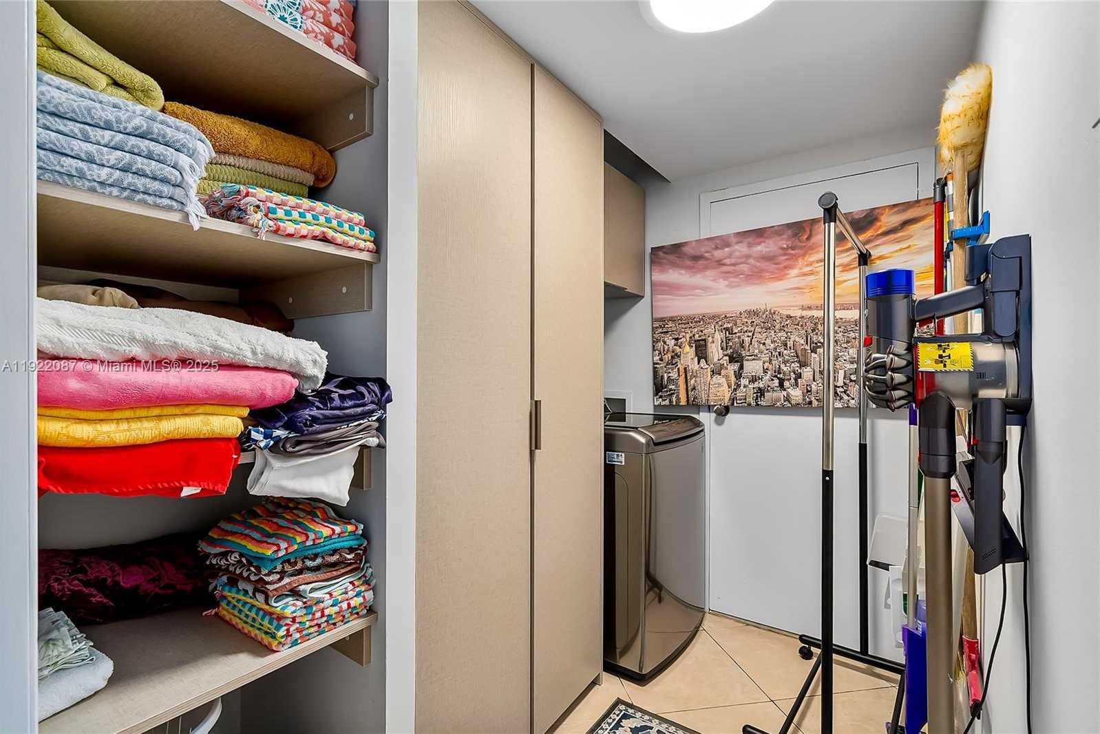 Small Image of 250 174TH ST #1704, Sunny Isles Beach Number 31